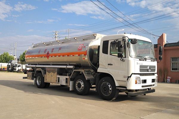 模塊熱源機高溫蒸汽清洗油罐車! 模塊熱源機高溫蒸汽清洗油罐車!